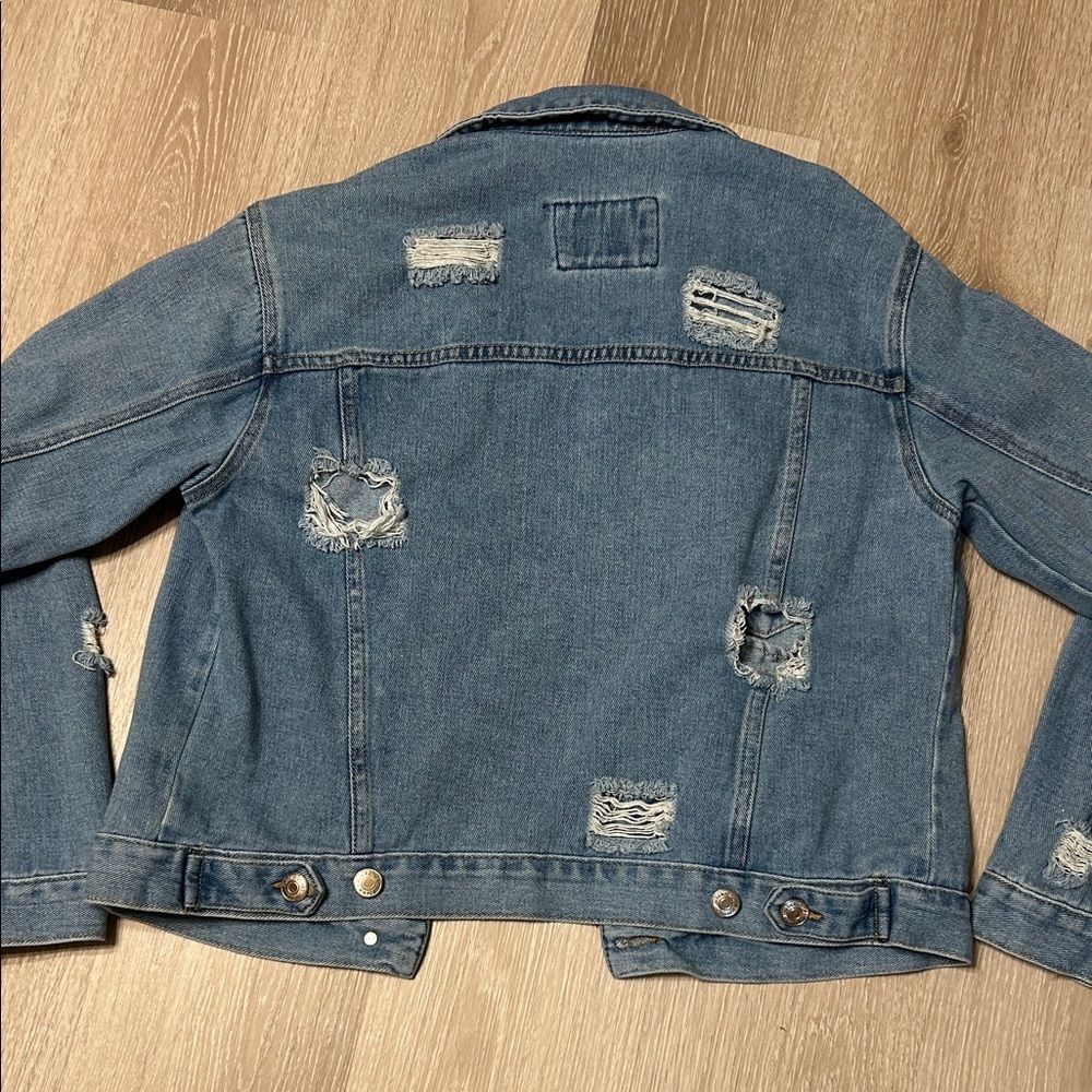 Forever 21 Distressed Denim Jacket Sz L - Picture 6 of 9